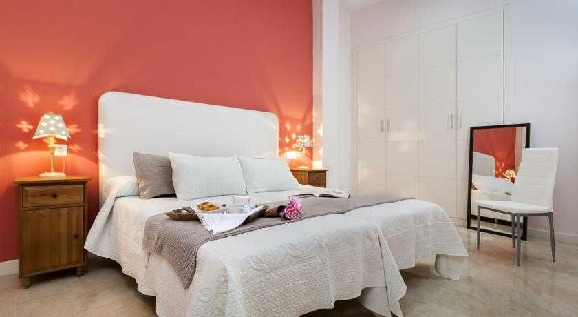 Patio De La Cartuja+Bilhete Excursão por Sevilla + Guadalquivir 1 dia