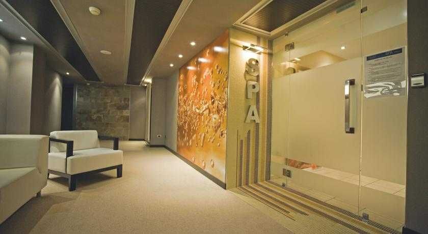 Domus Selecta Hotel La Trufa Negra+Bilhete Dinópolis