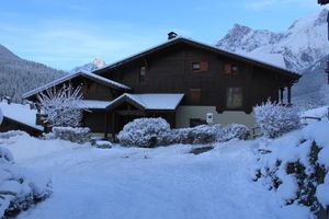 Apartment With one Bedroom in Les Houches, With Wonderful Mountain View, Pool Access and Furnished Garden - 30 m From the Slopes