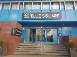 Xo Hotels Blue Square