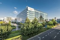 Courtyard By Marriott Airport