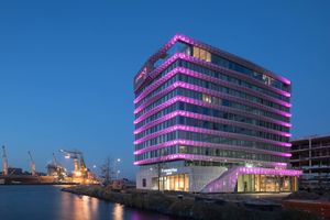 Moxy Amsterdam Houthavens