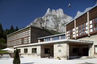 Parador de Fuente De+Pase Ida y Vuelta al Teleférico Fuente Dé