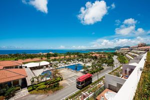 Kanucha Bay Hotels & Villas