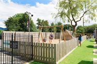 The Britannia Inn & Waves Restaurant