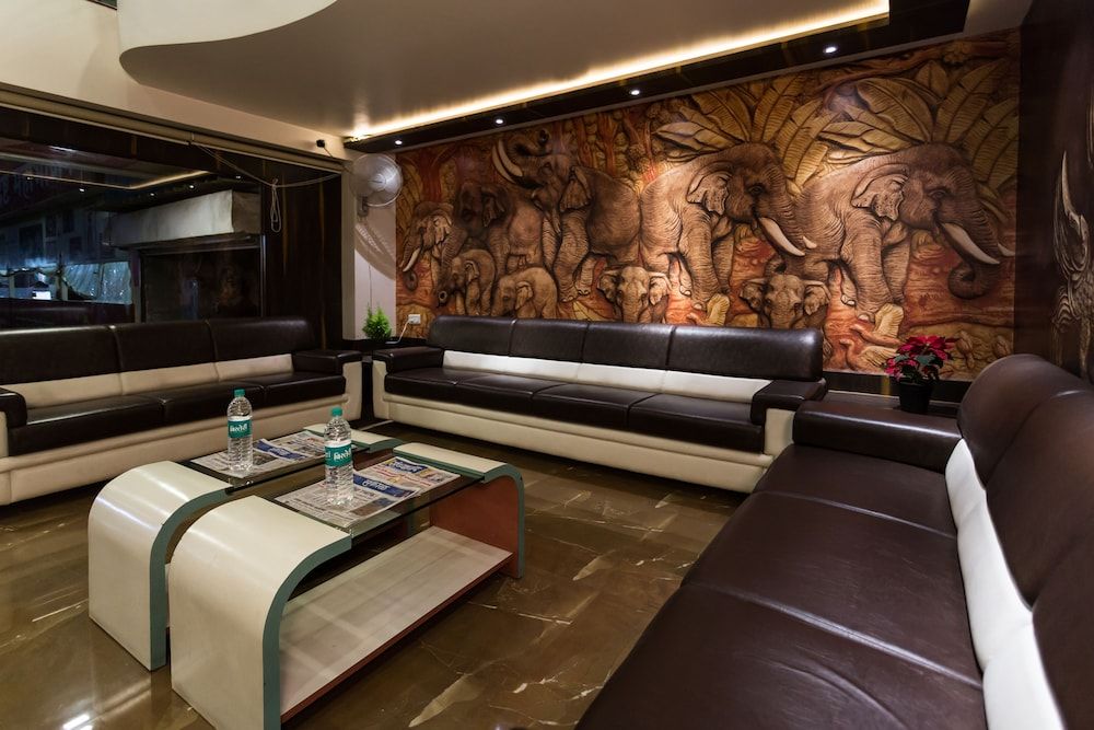 Hotel Sai Country Inn