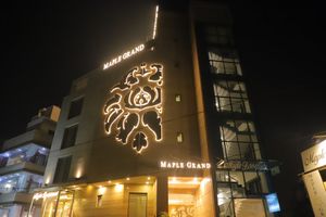 Hotel Maple Grand