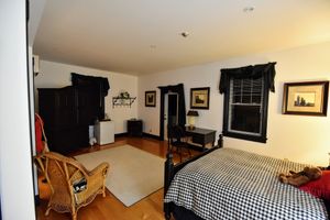 The Burleigh Falls Inn & Suites