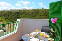 Hotel Apartamentos Manilva Sun+Entrada Selwo Pack: Selwo Marina + Selwo Aventura + Teleférico