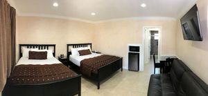 Nite Inn Studio City