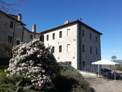 Castello Izzalini Todi Resort