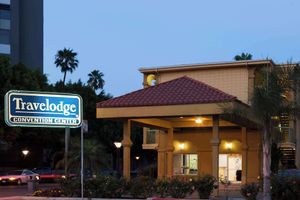 Travelodge by Wyndham Long Beach Convention Center