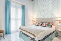 Smartr Sevilla Las Dueñas+not defined