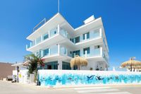 Hostal Cala Llombards