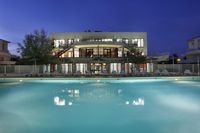 Vacancéole - Cap Camargue+Billet aux Tours et Remparts d'Aigues Mortes