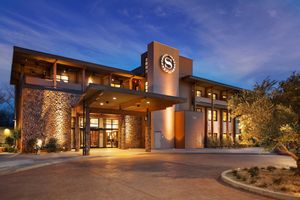 Sheraton Redding Hotel at the Sundial Bridge