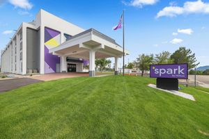 Spark by Hilton Colorado Springs I 25 Central