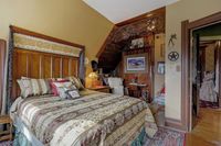 Schuster Mansion Bed & Breakfast