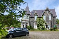 Plas Penaeldroch Manor