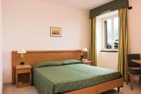 Hotel Riviera+not defined