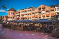 Queen Hotel+not defined