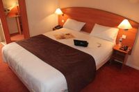 Central Hotel+Bilhete Disneyland® Paris - 1 dia / 1 parque