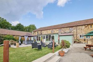 Host & Stay - The Arches Country House