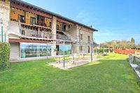 Cascina Crocelle with Lake View and Shared Pool