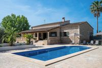 FINCA MANACOR+Visita a las Cuevas del Hams y a una Exposición de Perlas