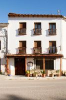 Hostal La Toba